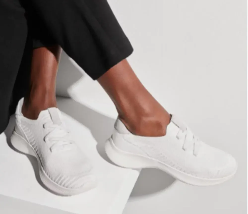 Naturalizer Women's Soft White Fabric Emerge Slip On Walking Sneakers Size 10.5
